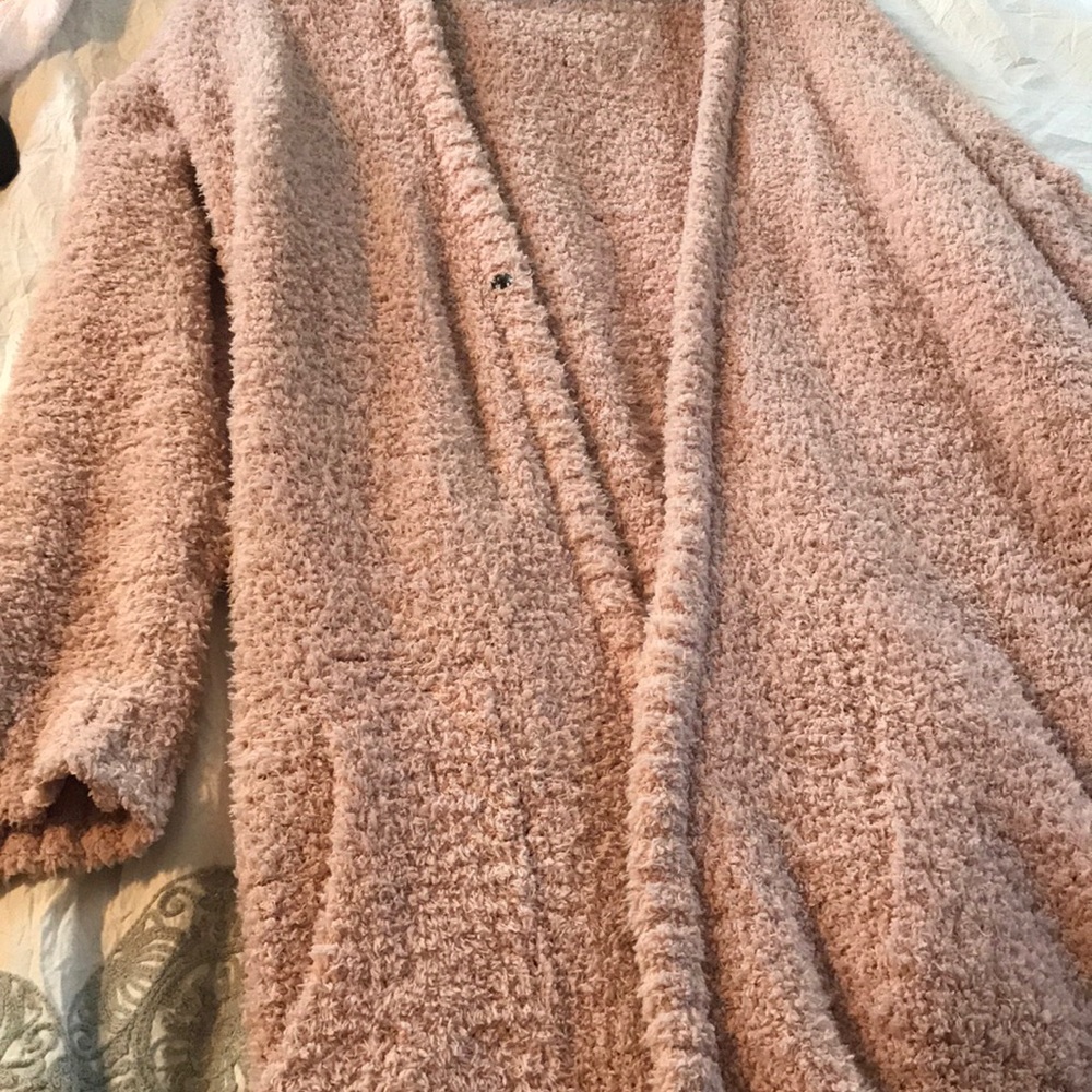 Fluffy Cardigan/Robe - Picture 2 of 4